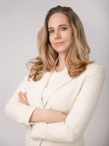 Веселина Еленкова-Нестори