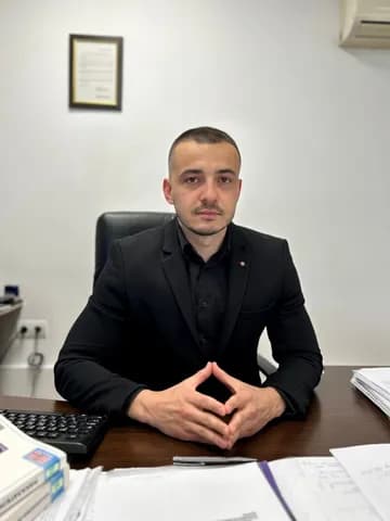 Специалист снимка