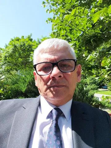 Photo of the specialist