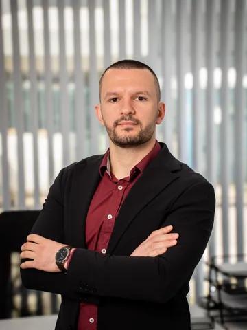 Photo of the specialist
